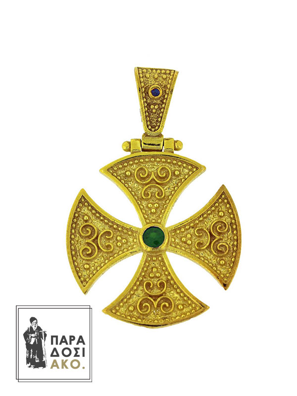 Βυζαντινός σταυρός από επιχρυσωμένο ασήμι 925 με πράσινη πέτρα και ιδιαίτερο μοτίβο με σκαλιστές λεπτομέρειες - 24mm
